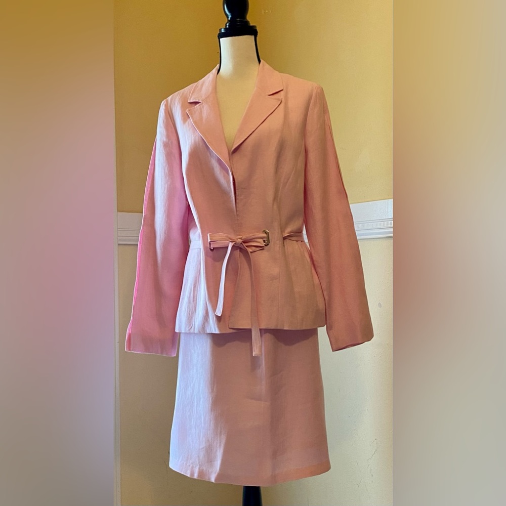 FORWEAR NEW YORK Ladies Suit; Pink; Vintage; Never worn; LNWOT.